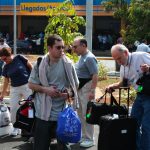 42 need a third hand